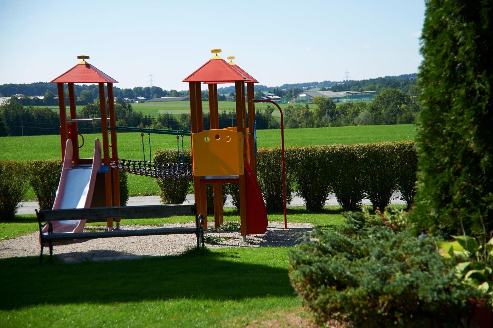 Gastagwirt Otel Eugendorf Dış mekan fotoğraf