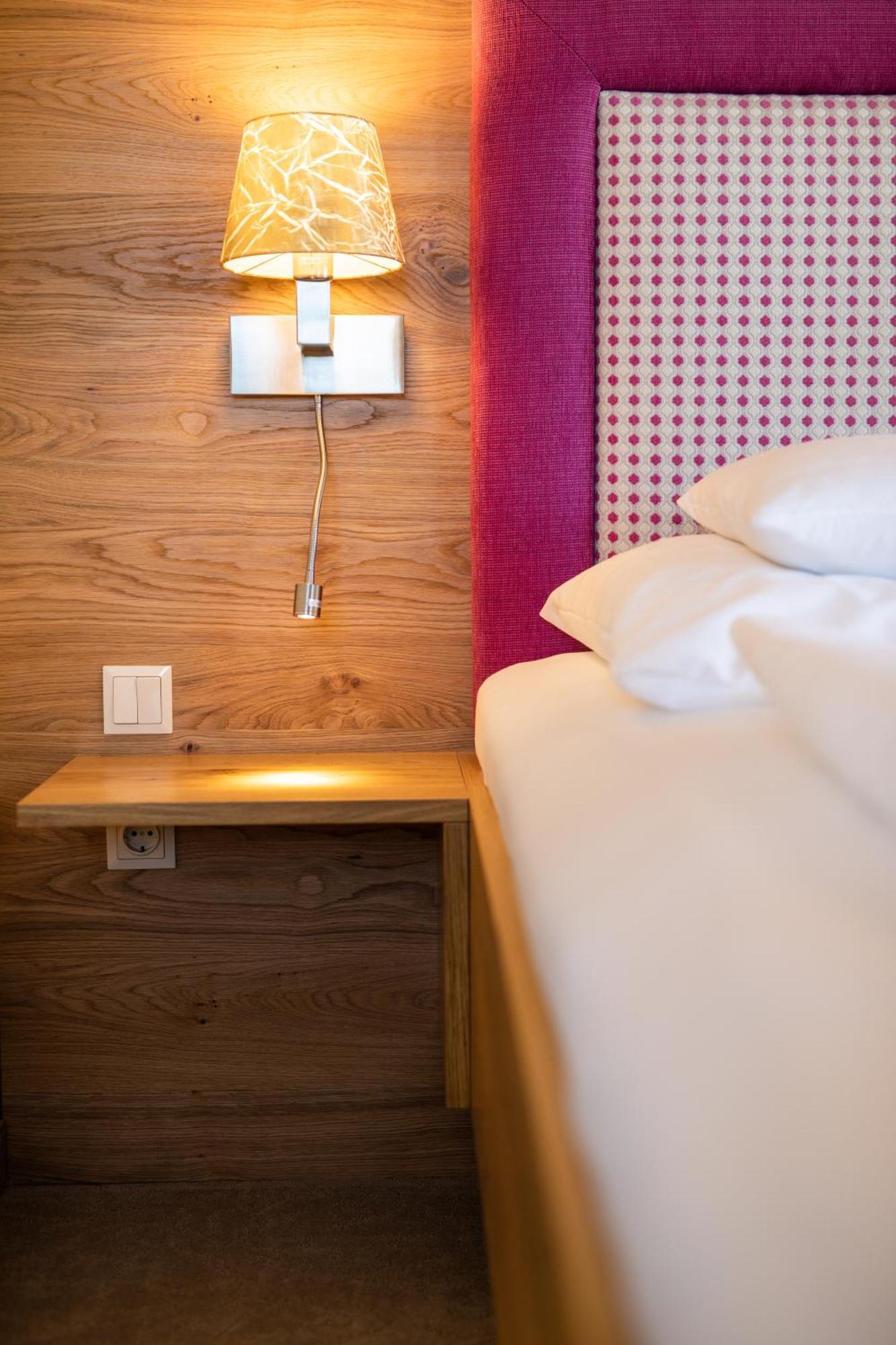 Gastagwirt Otel Eugendorf Dış mekan fotoğraf