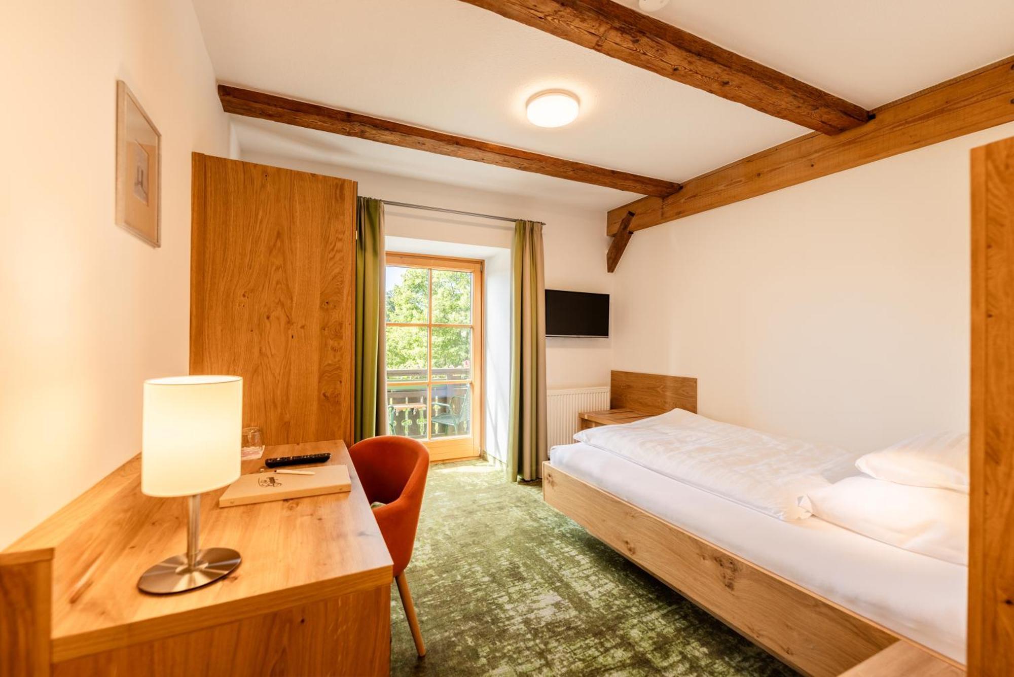 Gastagwirt Otel Eugendorf Dış mekan fotoğraf
